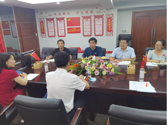 下基层“交真心” 出实招“显真情”——省人才中心流动人才党委赴湖北中部人力资源集团开展“下基层、察民情、解民忧、暖民心”实践活动(图2) 下基层“交真心” 出实招“显真情”——省人才中心流动人才党委赴湖北中部人力资源集团开展“下基层、察民情、解民忧、暖民心”实践活动(图2)